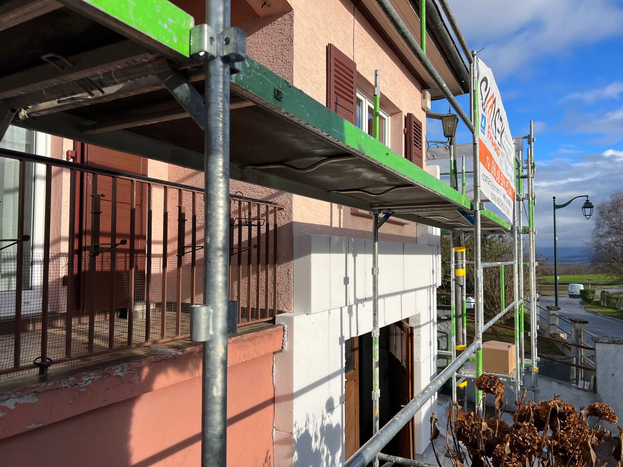 Rénovation et ravalement de façade, travaux de peinture extérieure autour de Brunstatt et Mulhouse Illzach 3